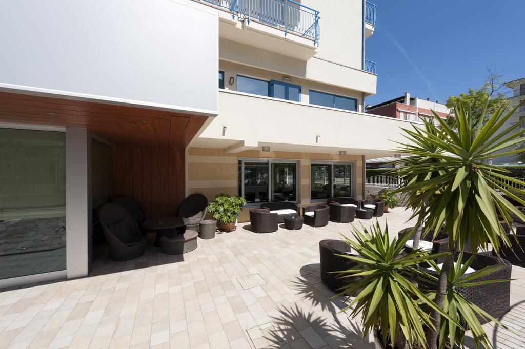Hotel Miami Lido di Jesolo Esterno foto