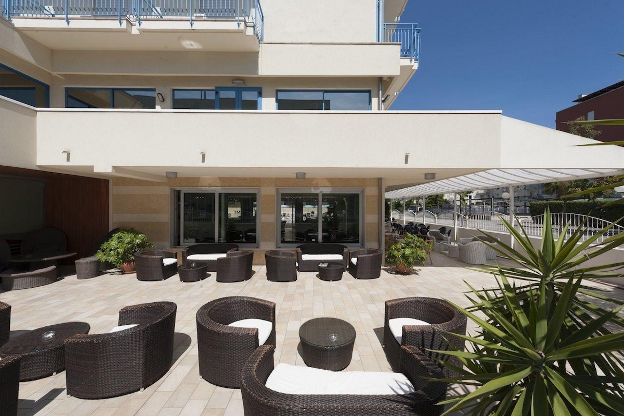 Hotel Miami Lido di Jesolo Esterno foto