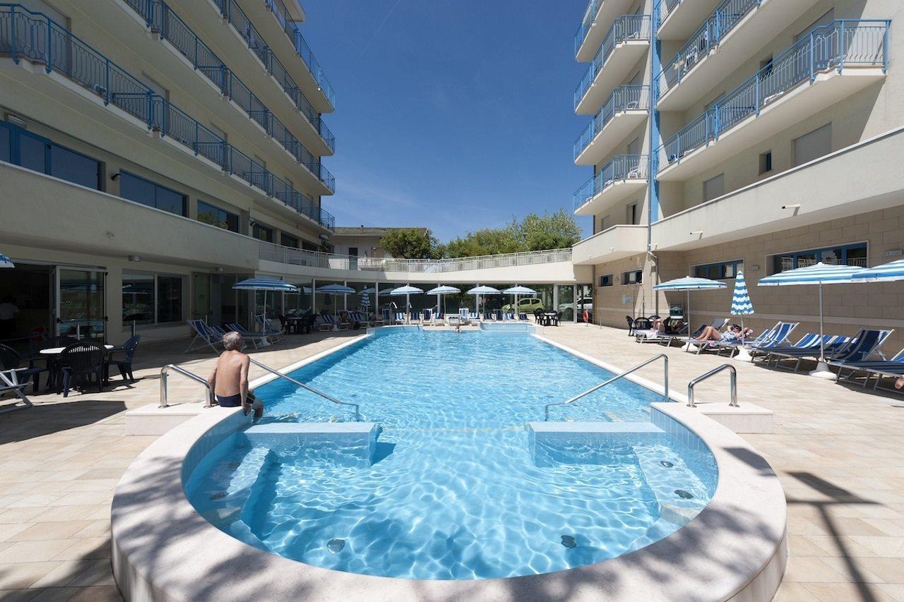 Hotel Miami Lido di Jesolo Esterno foto