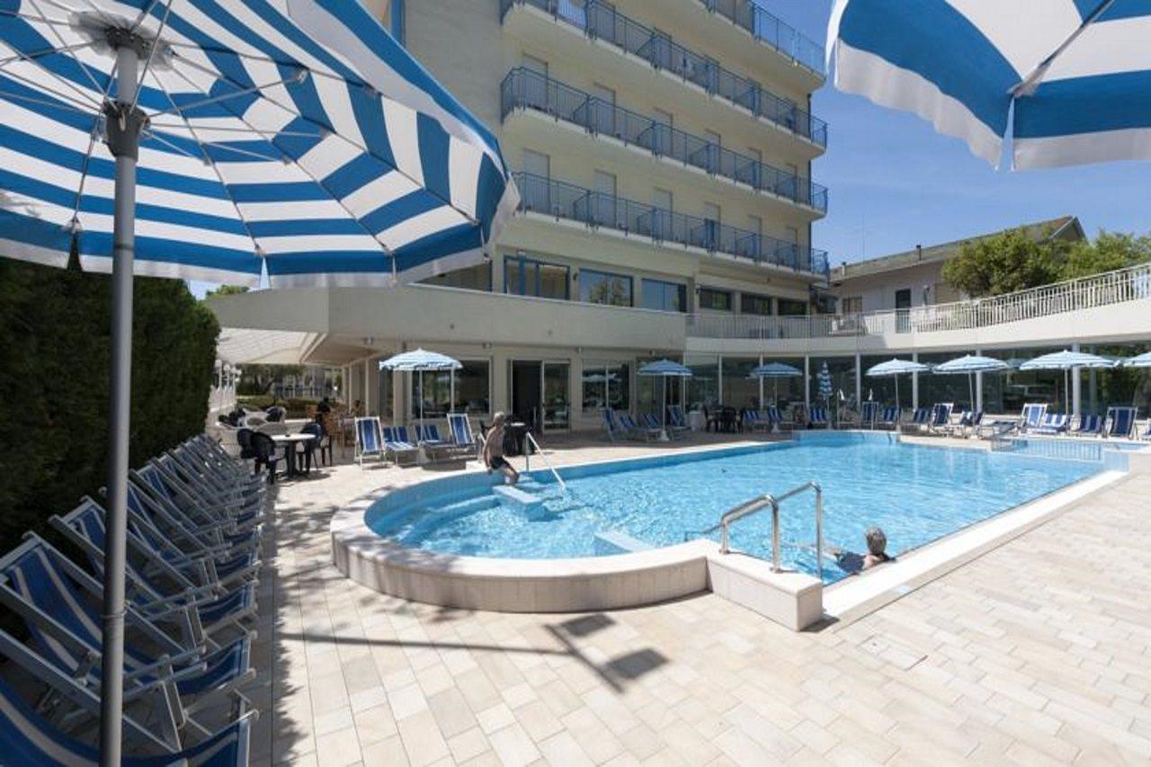 Hotel Miami Lido di Jesolo Esterno foto